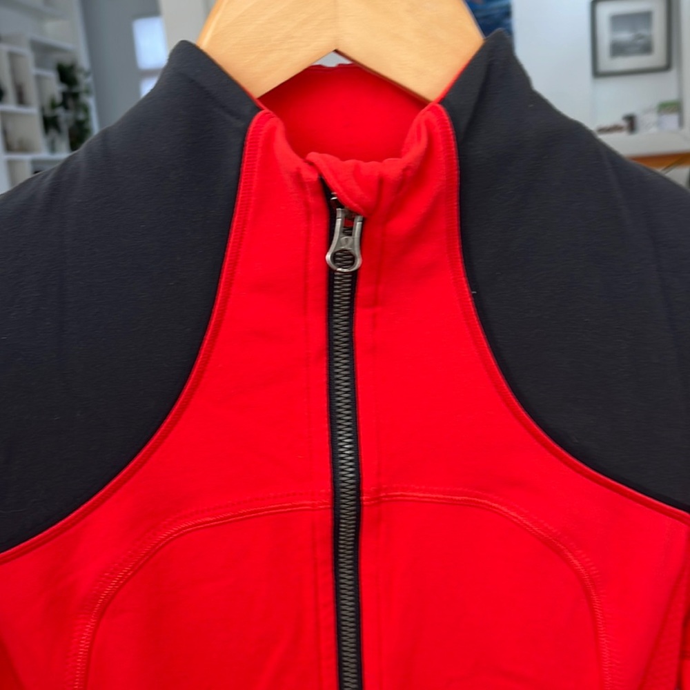 Lululemon Forme Jacket - Picture 4 of 8